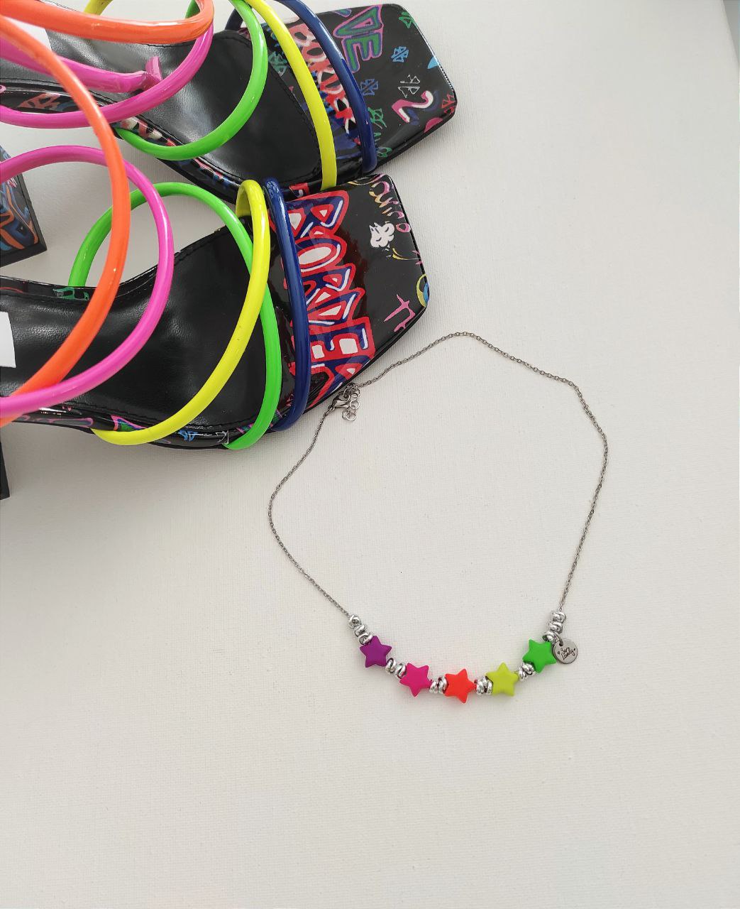 Collana stelle fluo